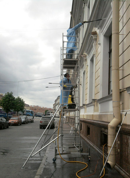 мойка фасадов в Санкт-Петербурге